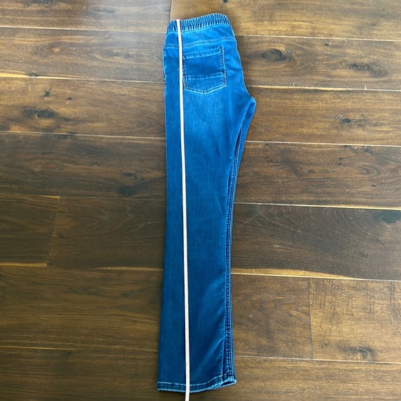 Jeans - Picture 10 of 15